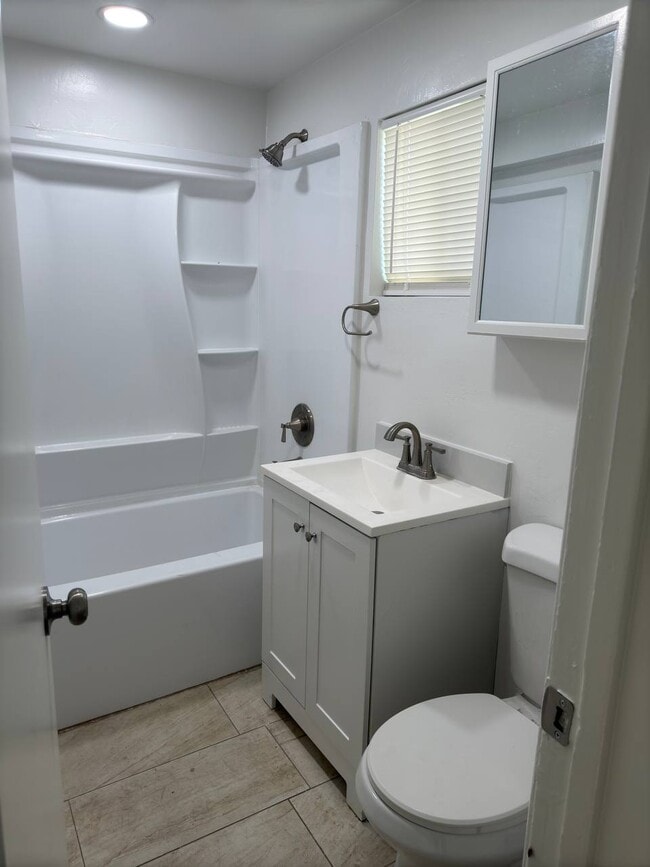 Photo - 715 N Brown St