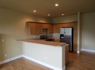 Photo - Redmond townhome with beautiful yard!