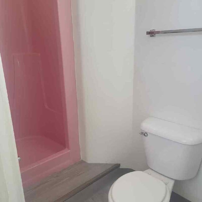 Photo - 119 S Walnut St