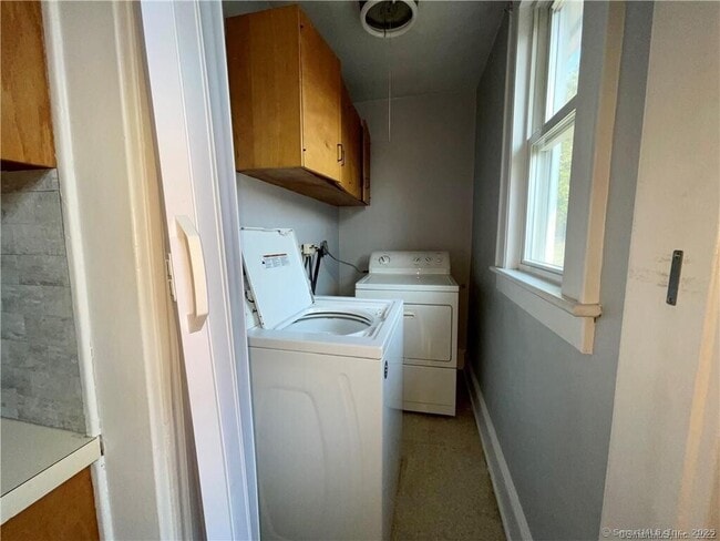 Photo - 59 Colonial Rd Unit 2