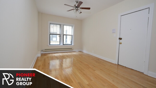 Building Photo - 2842 N Orchard St Unit 2844-27