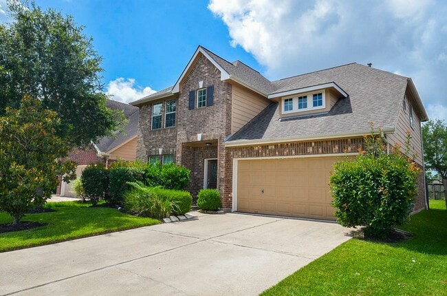 Building Photo - 26715 Mandrake Falls Ct