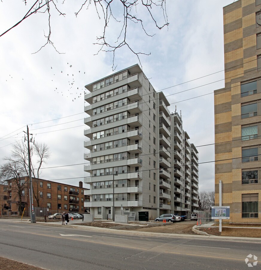 Birchmount Park Towers - Birchmount Park Towers
