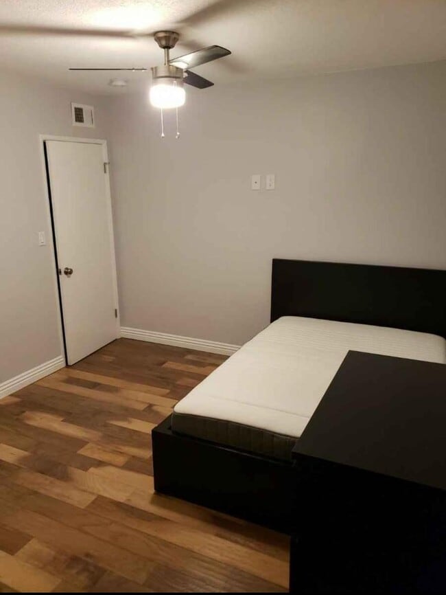 Photo - 12003 Gladhill Rd