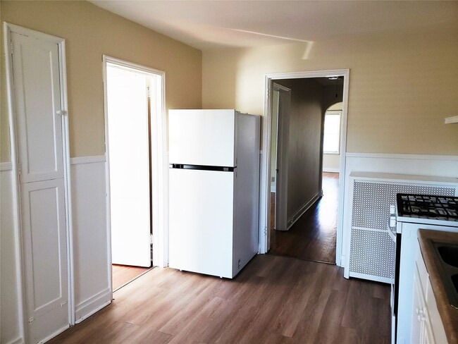 Building Photo - 2602 North St Unit 3W