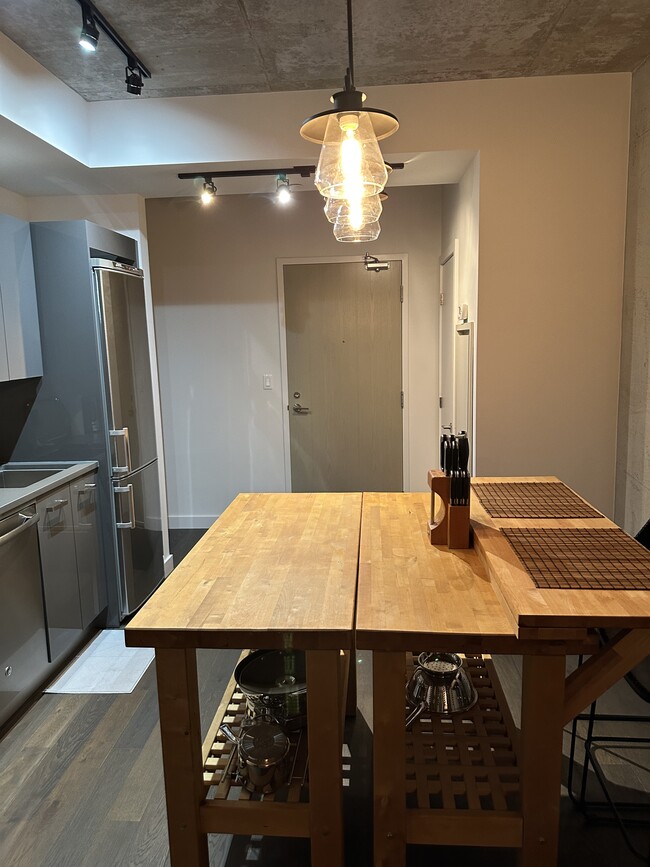 Photo - 224 Lyon St N Unit 715