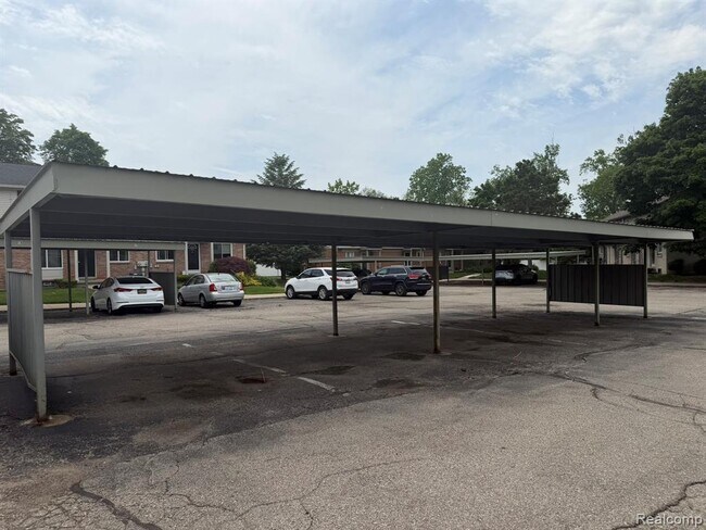 Photo - 2052 Orchard Crest St