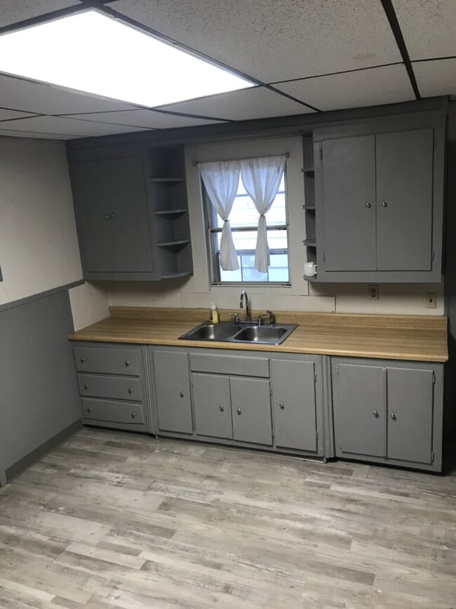 Photo - 2 Bedroom half double in N. end of Wilkes Barre Unit Front