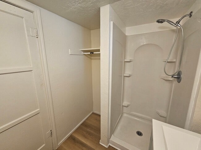 767 N Main St Unit 1