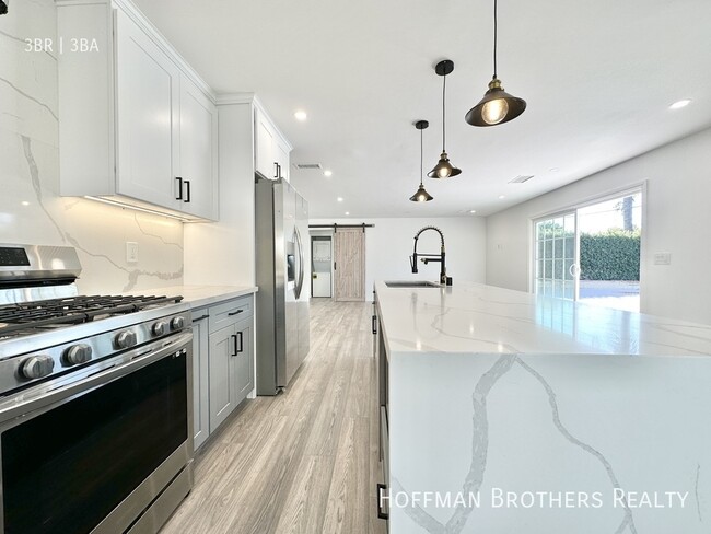 Photo - 6243 Platt Ave