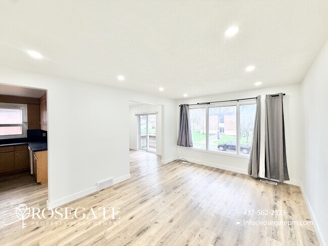 Photo - All-Inclusive 3-Bedroom Apartment with Balcony & In-Unit Laundry – Kitchener Unit A
