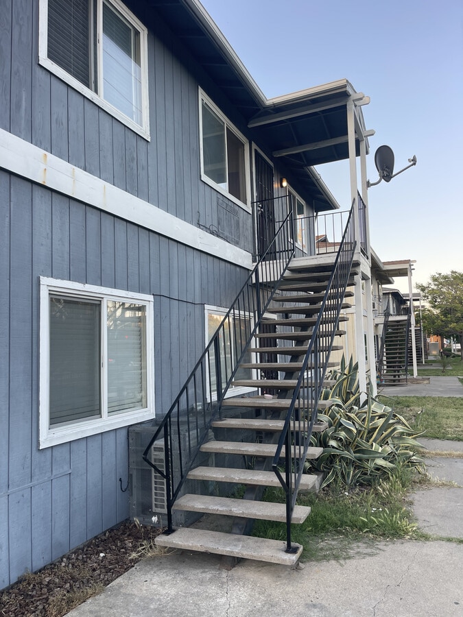 Photo - 2773 Meadowview Rd Unit 2773 Meadowview Rd