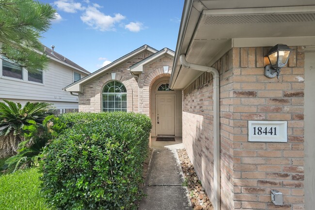 Photo - 18441 Sunrise Oaks Ct
