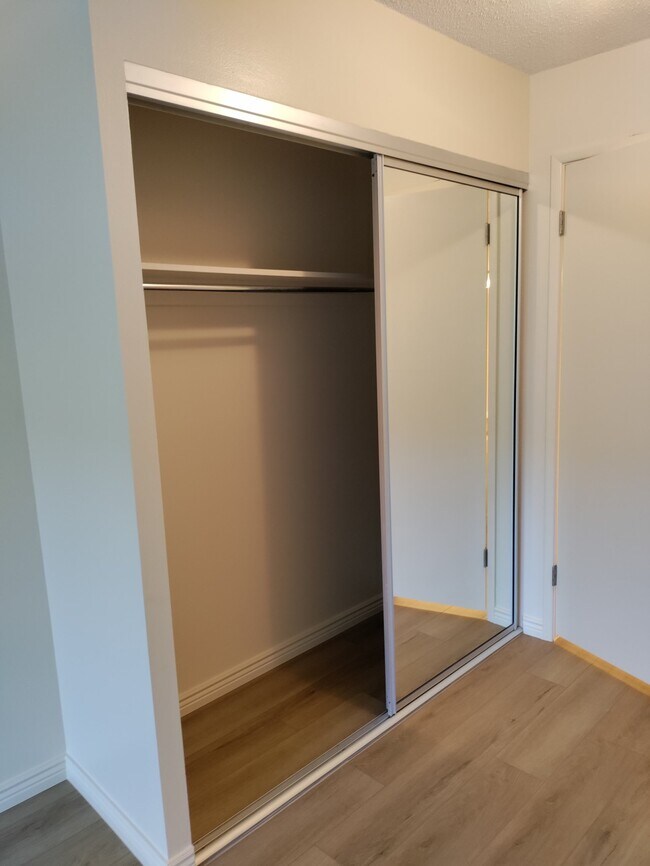 695 S Alton Way Unit 7B