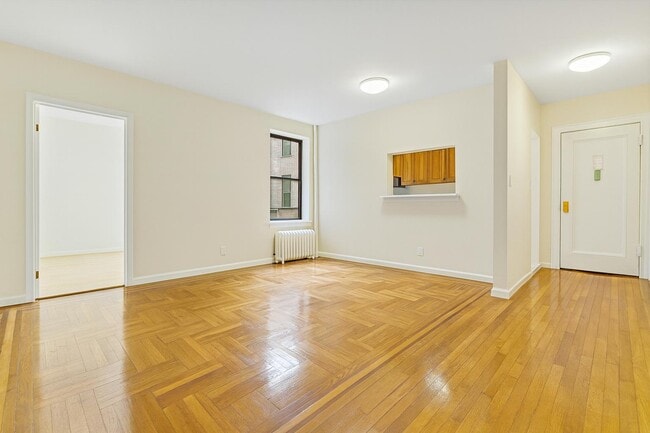 Building Photo - 536 Fort Washington Ave Rental