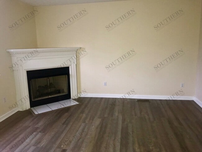 Photo - 3930 Banyan Ct Unit A