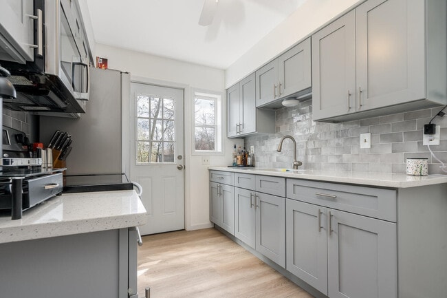 Photo - Youngs Drive Unit 19