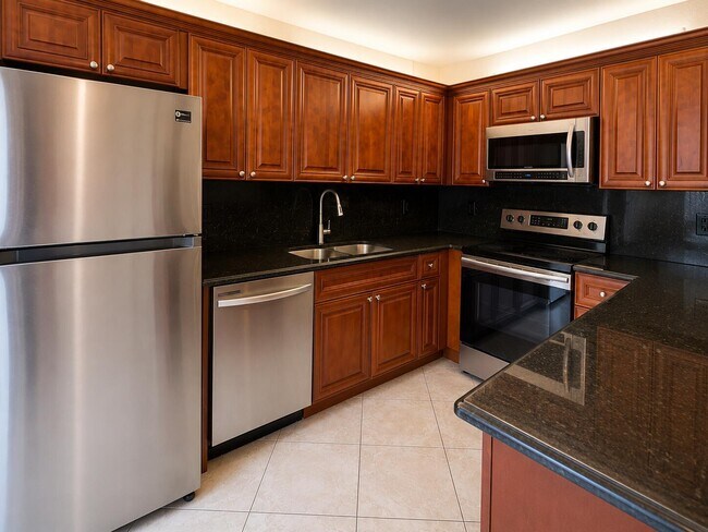 Photo - 168 Lake Arbor Dr