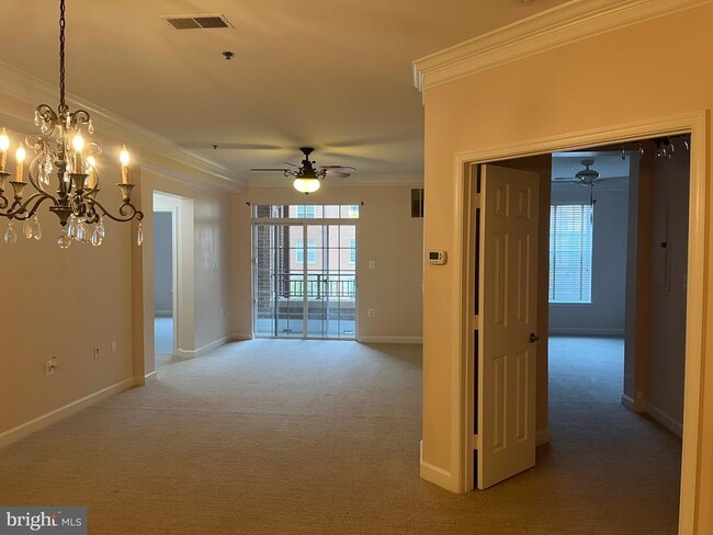 Photo - 10328 Sager Ave