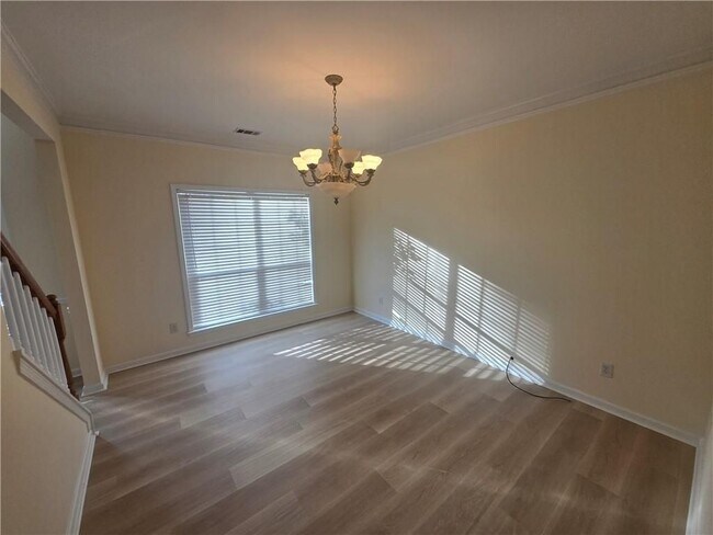 Photo - 2206 Creekway Dr