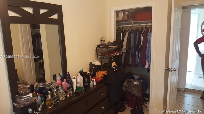 Photo - 9841 SW 48th St