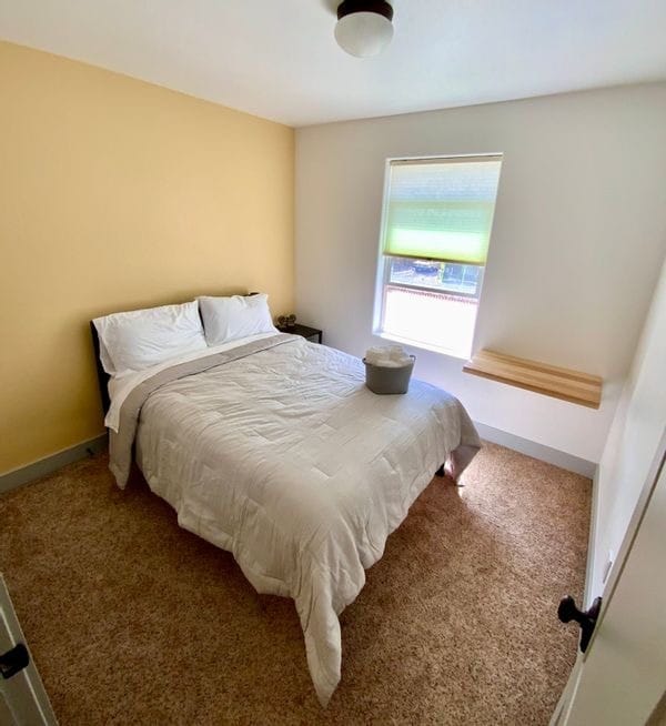 Photo - 792 W 400 N