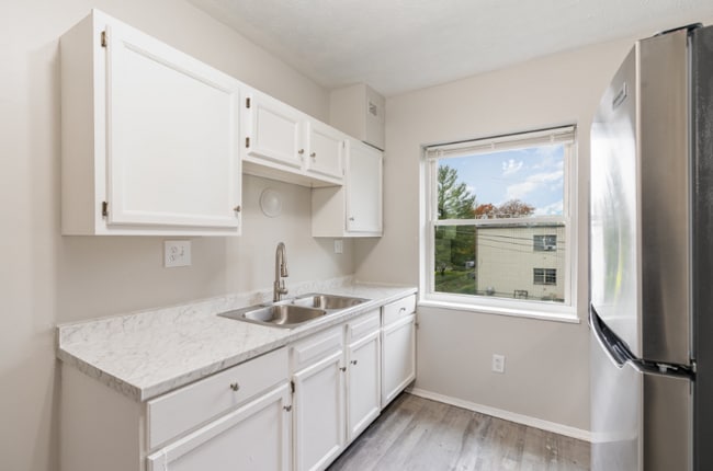 Photo - 562 Glenwood Ave Unit 21