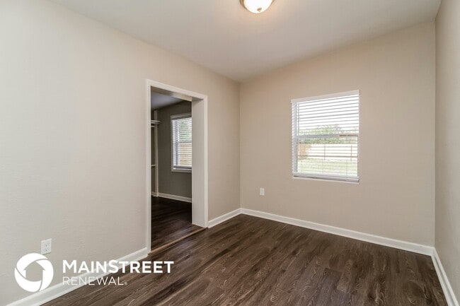 Photo - 2141 Ridge Dr