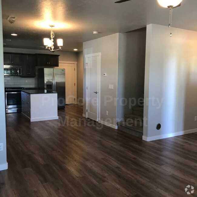 Building Photo - Upgraded 3-Bed, 2.5-Bath Townhome with Gar...