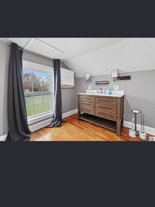 Photo - 306 W Fairview Ave