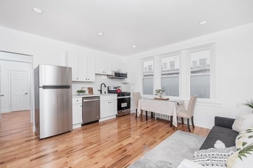 Photo - 45 Ashford St Unit 20