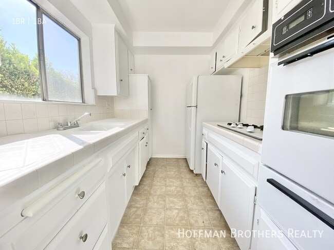 Photo - 915 N Spaulding Ave Unidad 2