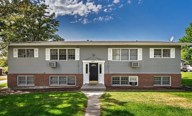 Building Photo - 1628 Kelby Dr Unit 1