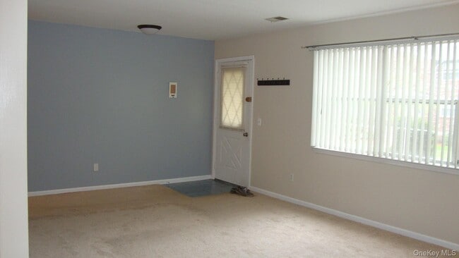 Photo - 276 Temple Hill Rd Unidad 2215