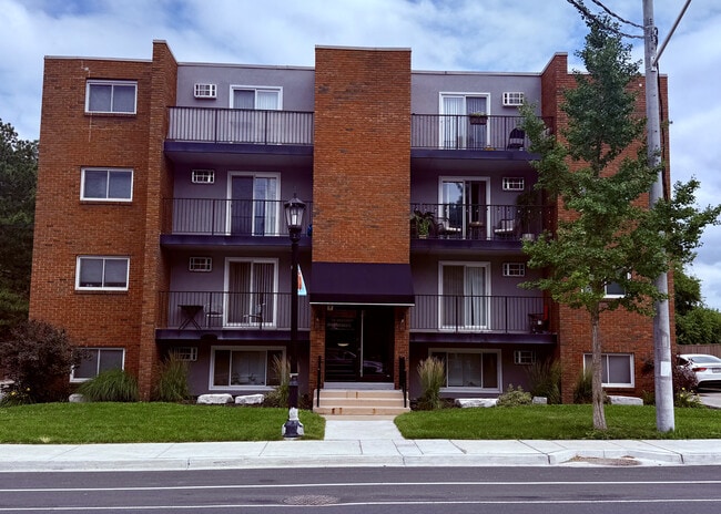 Photo - 3155 Sandwich St