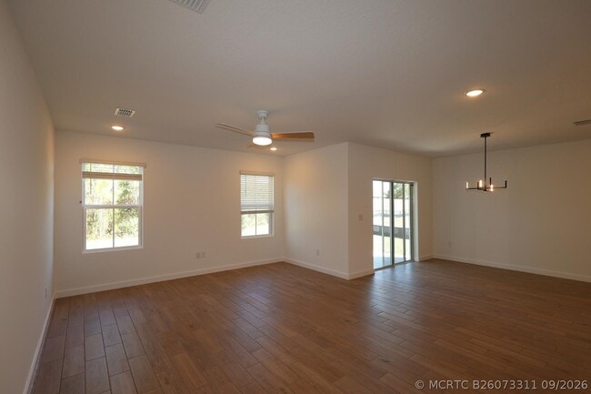 2923 Triangle Rd