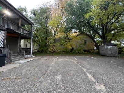 Photo - "Charming 2-Bedroom Minneapolis Retreat - Spacious 960 Sq. Ft. Home!"
