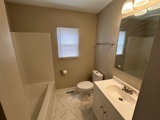 Photo - NEWLY REMODELED!! 3 bed 1 bath North East Indy