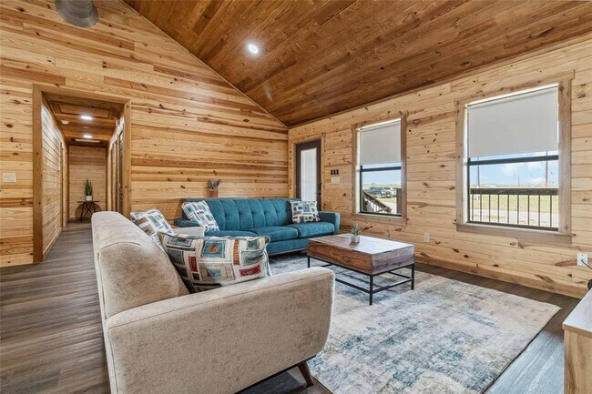 Photo - 1591 Scull Rd