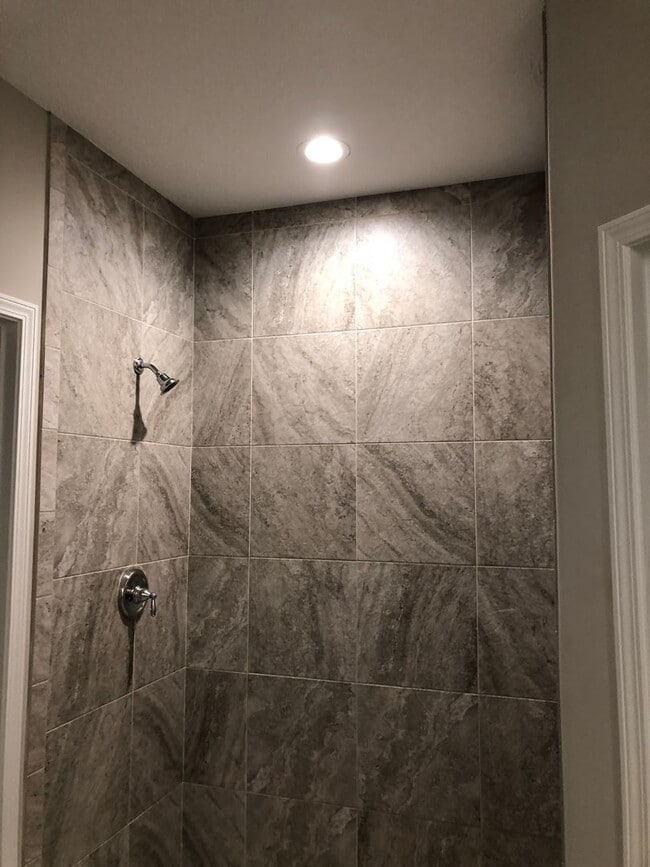 Photo - 3/2 Landscaping included !