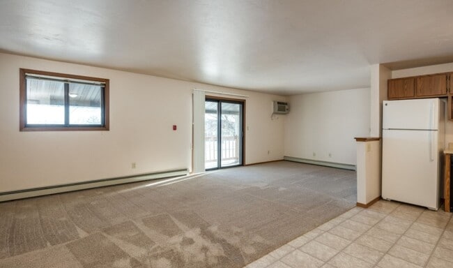 Photo - Pulaski Apartments