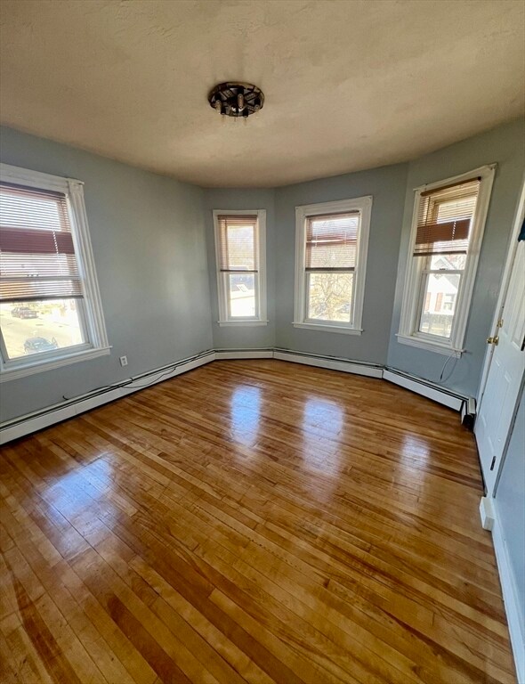 12 Mckinley Rd Apartment Unit 3 Worcester, MA