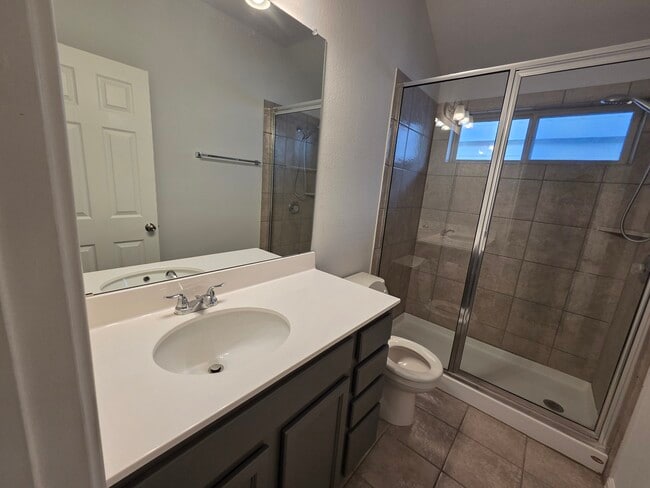 Photo - 129 Walkup Ln