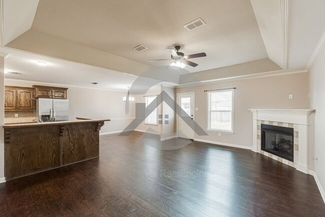 Photo - 2405 Canterbury Ln