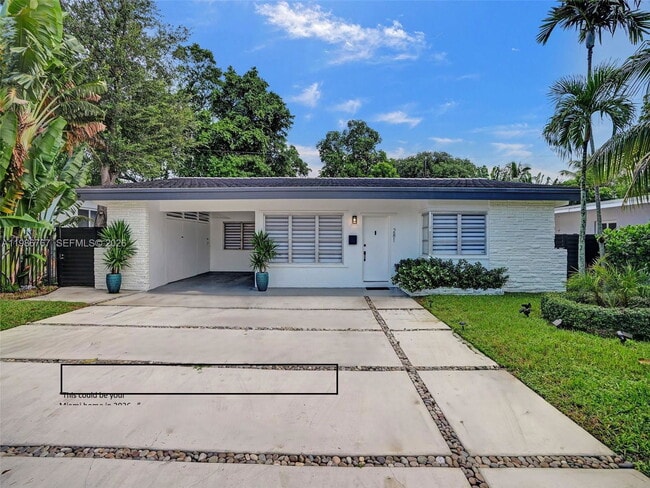 Building Photo - Northeast 112th Street, Miami, FL 33161 - 3 BR 2 BA single-family home