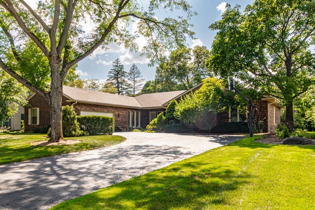 Building Photo - 31 Fox Trail