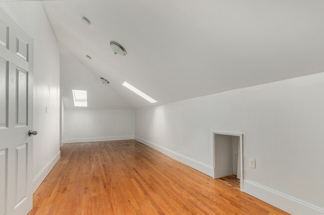 Photo - 101 Summer St Apartments Unit 3