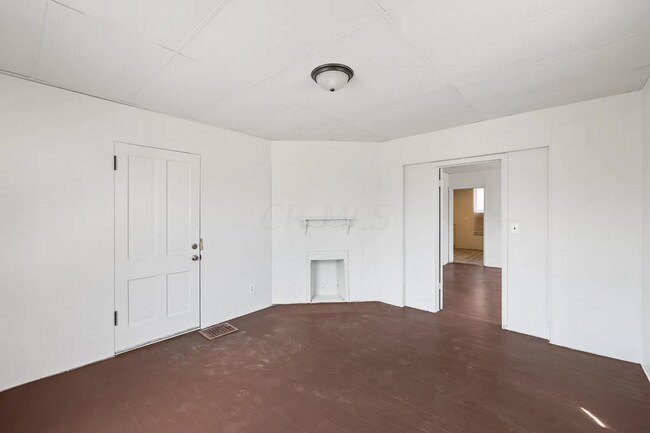 Photo - 170 Marion Ave Unit 1