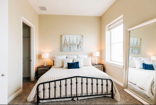 SoHo - Bedroom