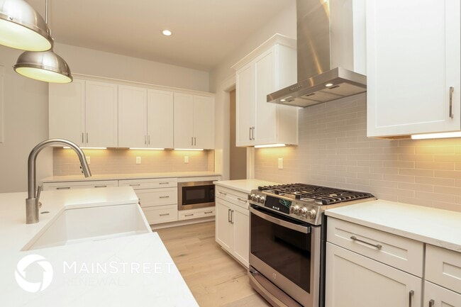 Photo - 1421 Preston Dr